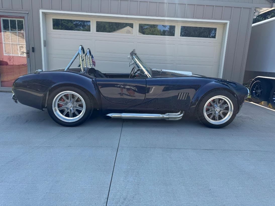 2025 Car Photo